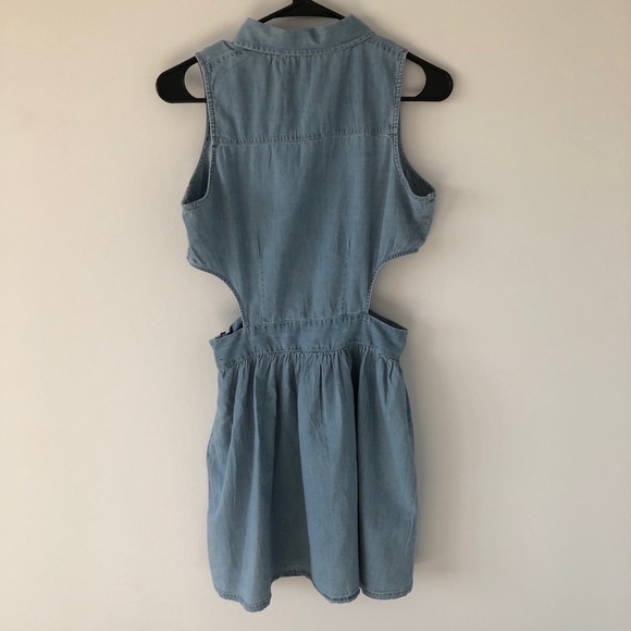Kirra Cutout Denim House Dress - Picture 3 of 7